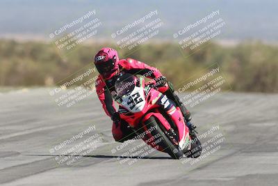 media/Oct-05-2025-CVMA (Sun) [[beeef4f201]]/Race 7-Middleweight Shootout/